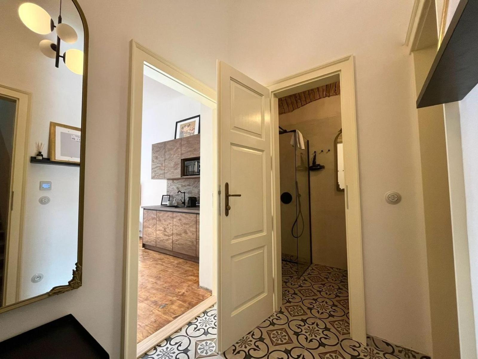 Apartma Aida 1908 Κάρλοβι Βάρι Εξωτερικό φωτογραφία