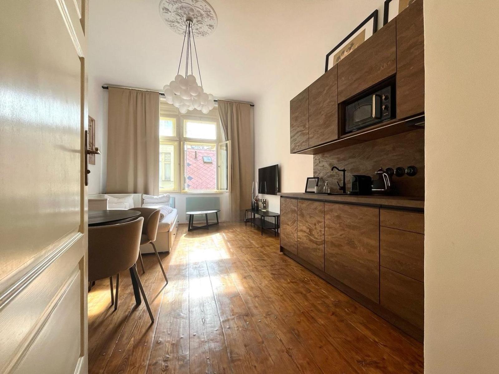 Apartma Aida 1908 Κάρλοβι Βάρι Εξωτερικό φωτογραφία