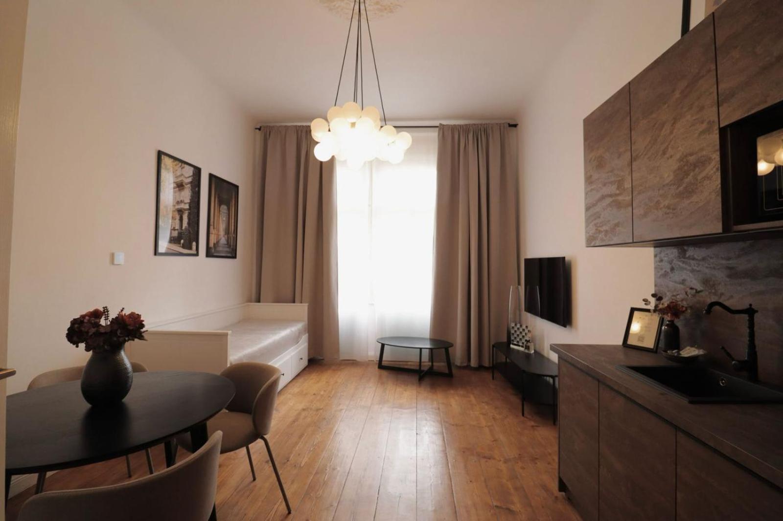 Apartma Aida 1908 Κάρλοβι Βάρι Εξωτερικό φωτογραφία